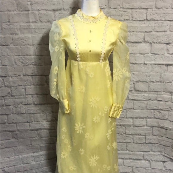 Vintage Dresses & Skirts - VINTAGE 1970S FLOWER DRESS DAISY DRESS